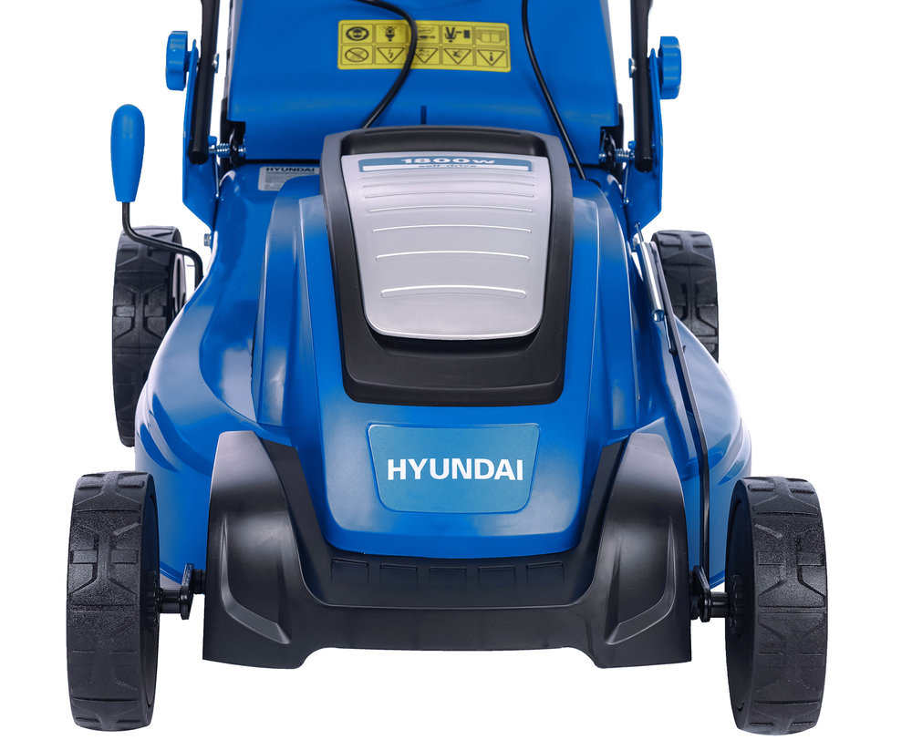 Самоходная электрическая газонокосилка Hyundai LE 4600S Drive