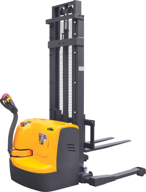 Штабелер самоходный 1,5 т 3,0 м XILIN CTDR15-III с раздвижными вилами и опорами (сопровождаемый)