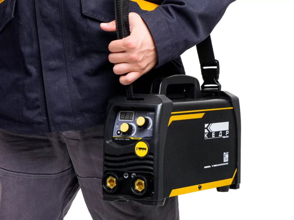 Аппарат инверторный КЕДР UltraARC-200 (220В, 10-200А)